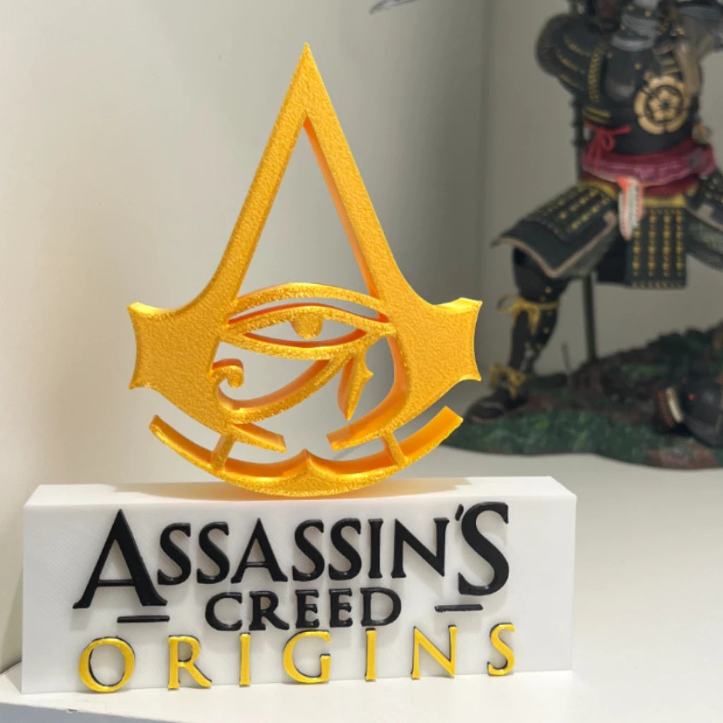 Placa Assassin's Creed Origins – Letreiro Gamer Mesa, Enfeite Setup, Olho de Hórus 👁️☀️