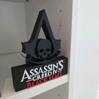 Placa Assassin's Creed Black Flag – Letreiro Gamer Mesa, Enfeite Setup, Caveira 💀⚔️